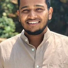 Photo star :  Basil Joseph