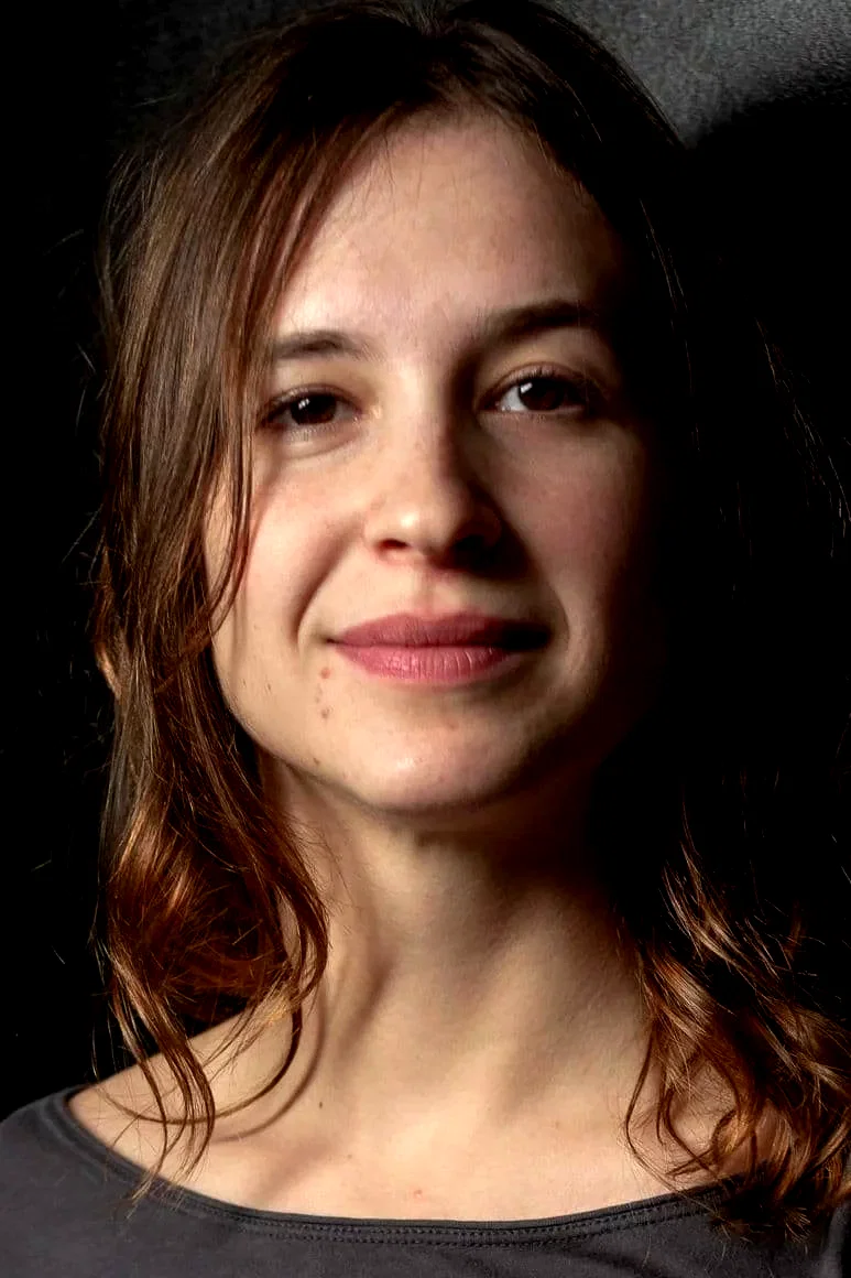  Lucie Gallo