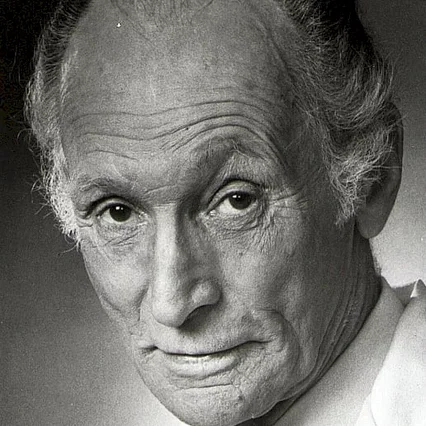  Peter Brocco