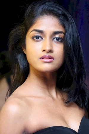  Dimple Hayathi