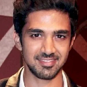  Saqib Saleem