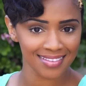 Photo star :  Stacie Harrison