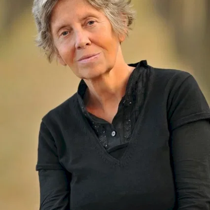  Eva Ras