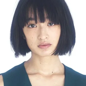 Photo star : Mugi Kadowaki