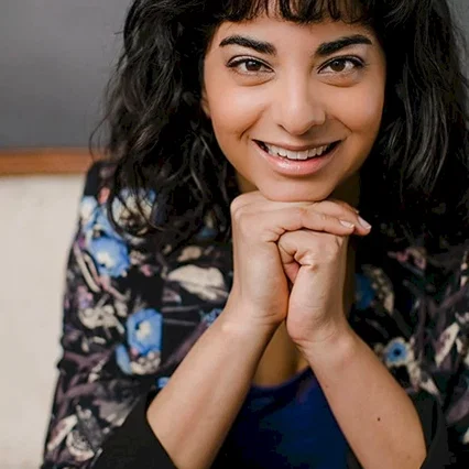  Veenu Sandhu