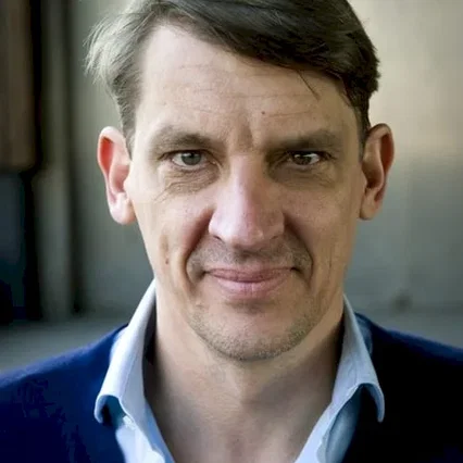 Peter Van Den Begin