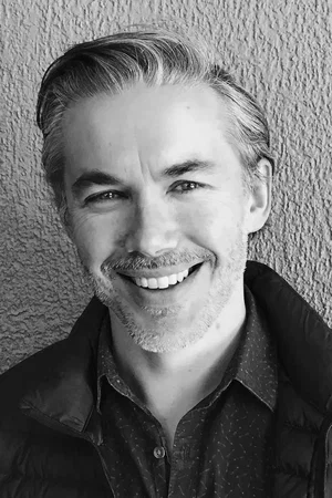  Damien Power photo