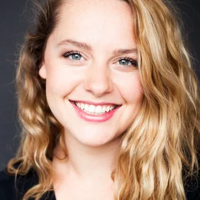 Photo star :  Lauren Hartley