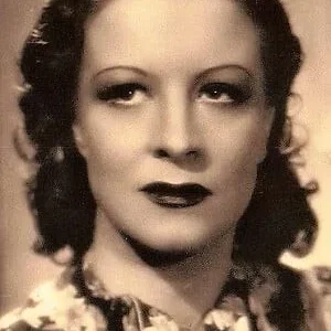 Anita Farra