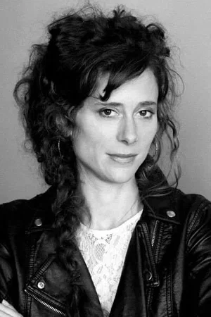  Laura Wandel photo