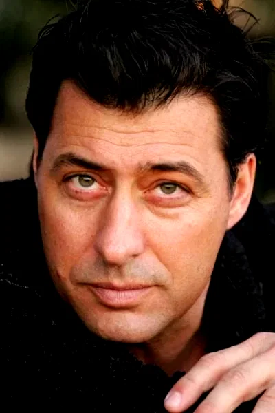  Mark Riccardi
