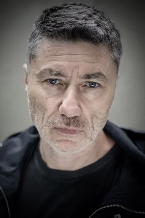 Anton Saunders photo