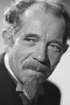 Pierre Larquey photo