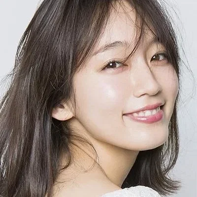 Riho Yoshioka