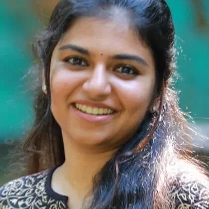  Raveena Ravi