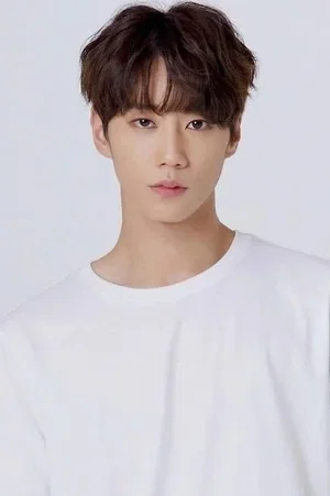  Lee Jun-young