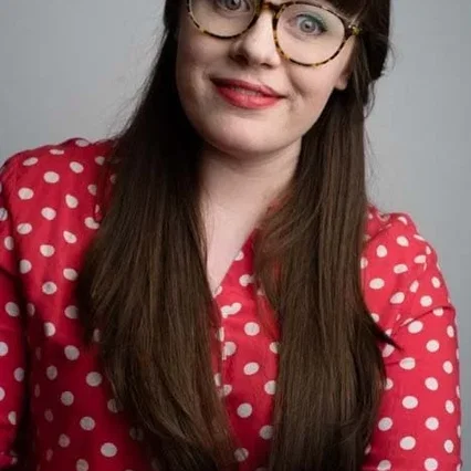  Nuala McGowan