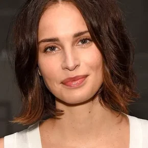 Photo star : Heida Reed