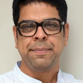 Photo star :  Murali Sharma