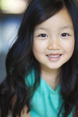  Malea Emma Tjandrawidjaja photo