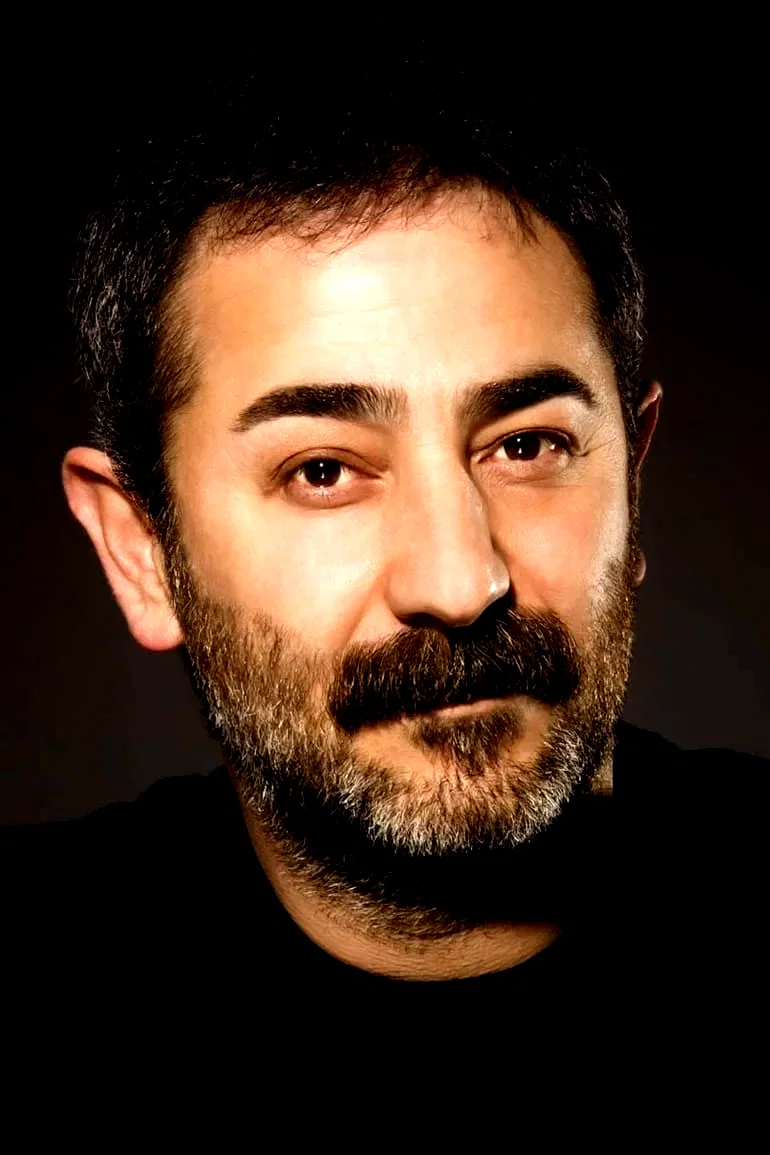  Ayberk Pekcan