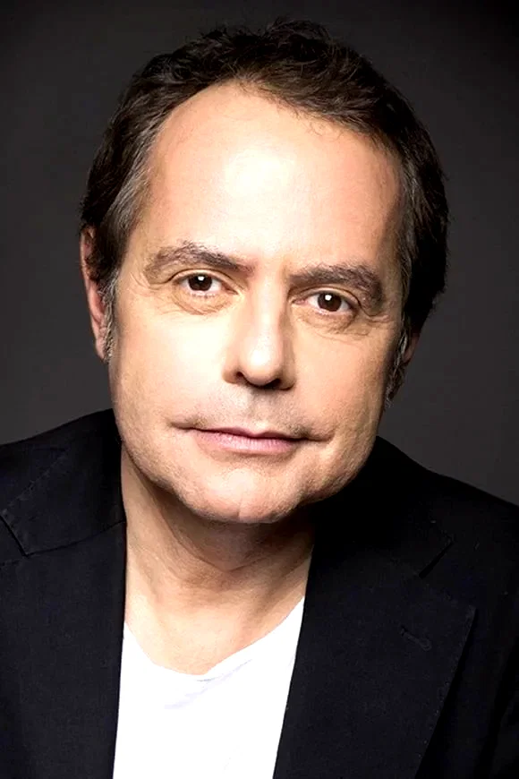  Olivier Macé