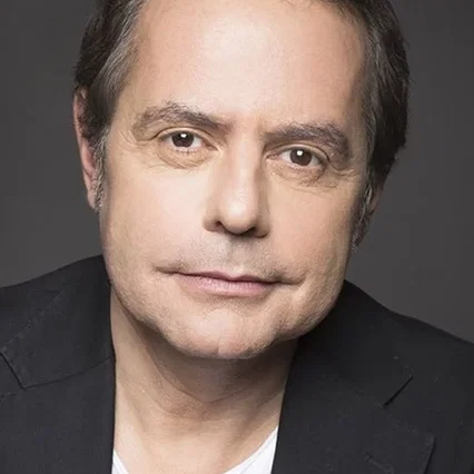  Olivier Macé