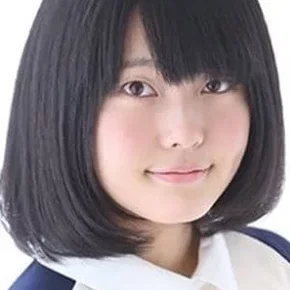 Photo star :  Sayaka Senbongi