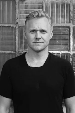  Adam Berg photo