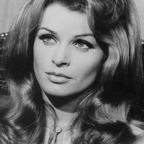 Photo star :  Senta Berger