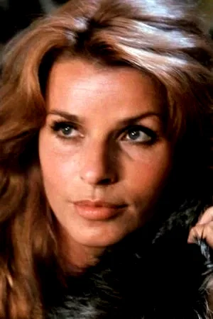  Senta Berger