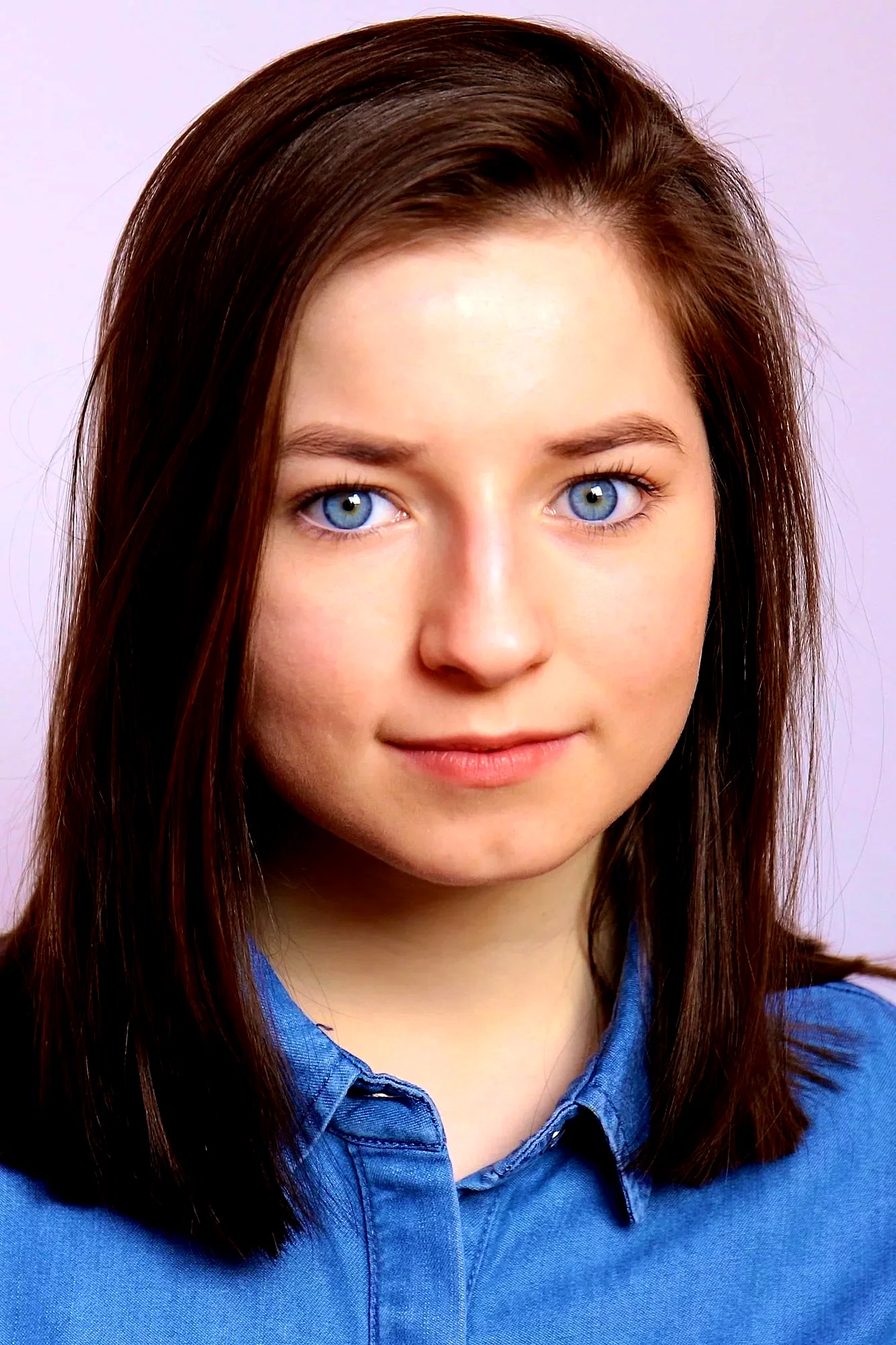 Hazel Doupe