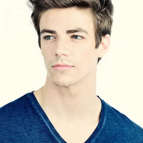 Photo star : Grant Gustin