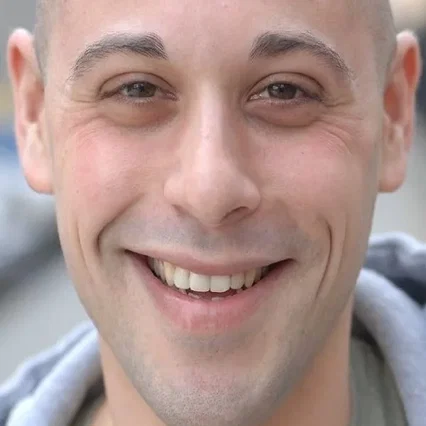 Evan Shafran