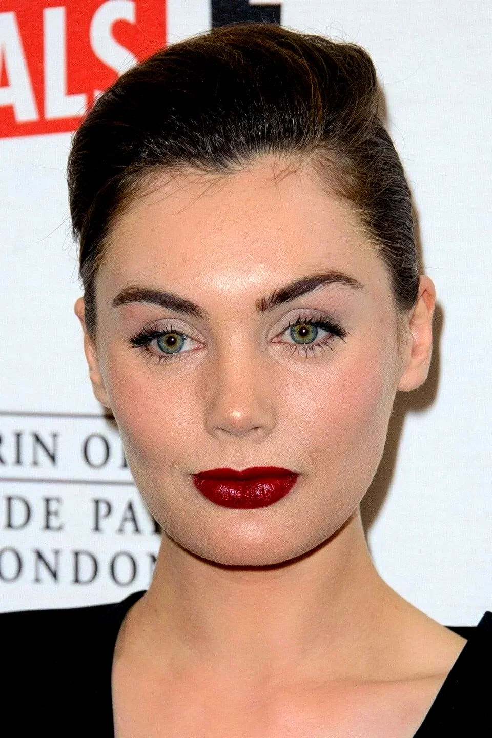  Poppy Corby-Tuech