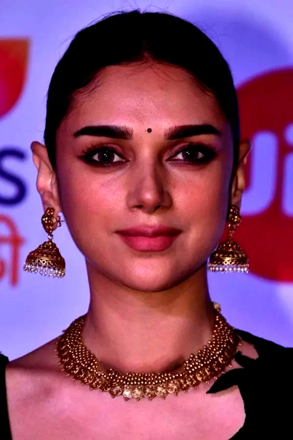  Aditi Rao Hydari