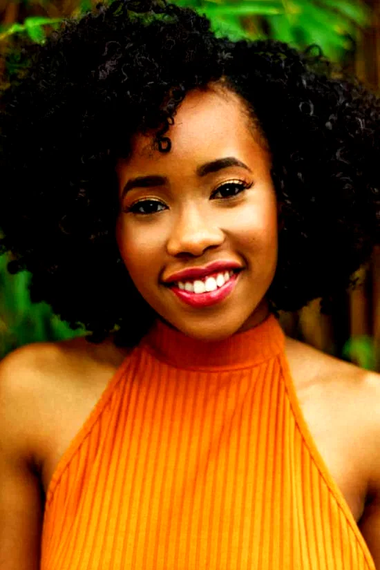  Zoe Renee
