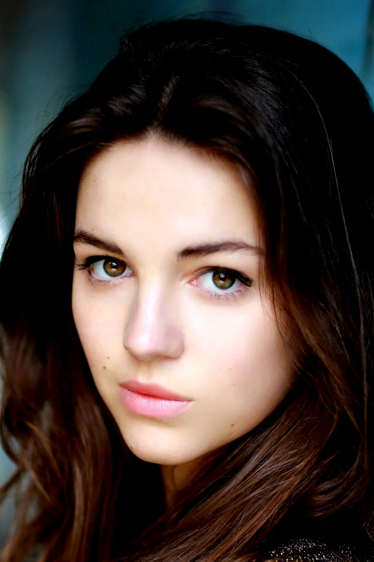 Ella Hunt