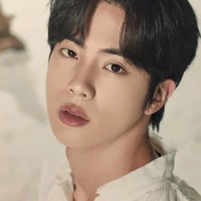 Photo star :  Kim Seok-jin