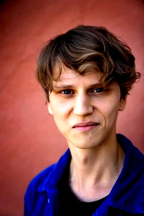  Erik Enge