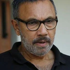Photo star :  Sathyaraj