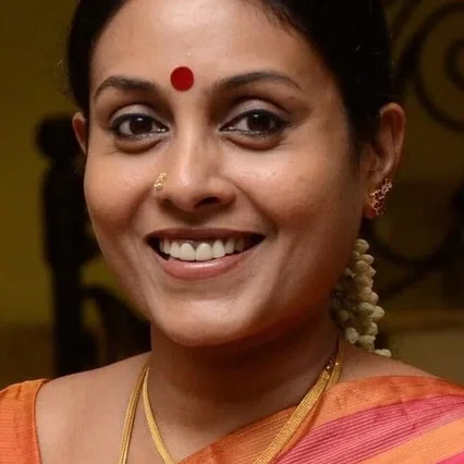  Saranya Ponvannan