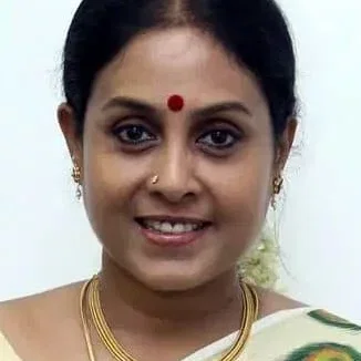  Saranya Ponvannan
