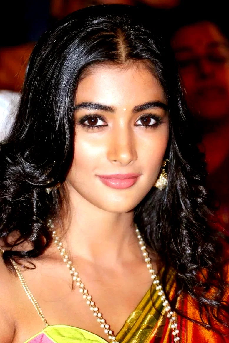  Pooja Hegde