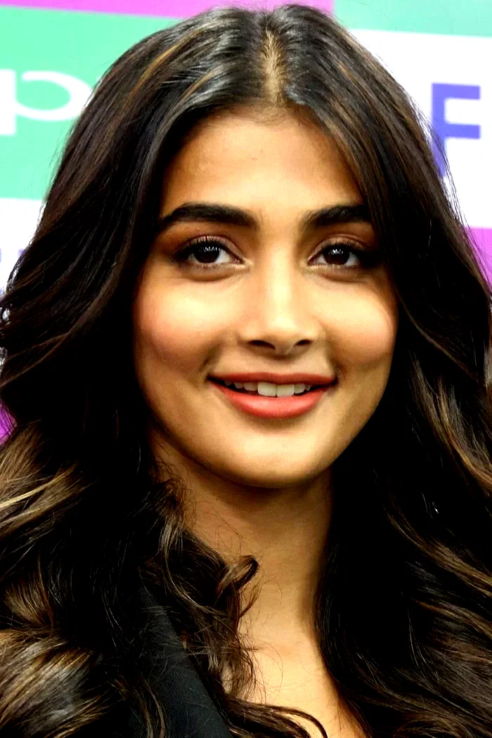  Pooja Hegde