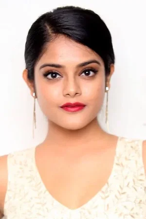  Riddhi Kumar