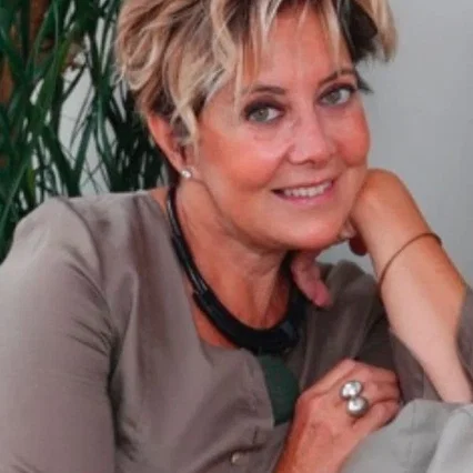  Tilbe Saran
