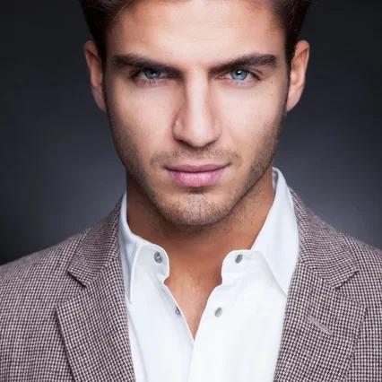 Maxi Iglesias