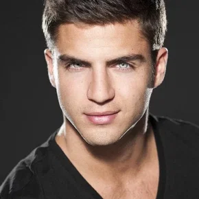 Photo star : Maxi Iglesias