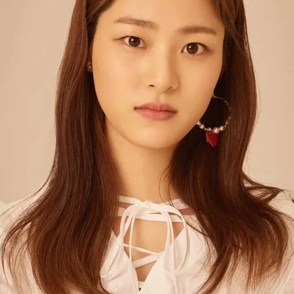  Lee Soo-kyung